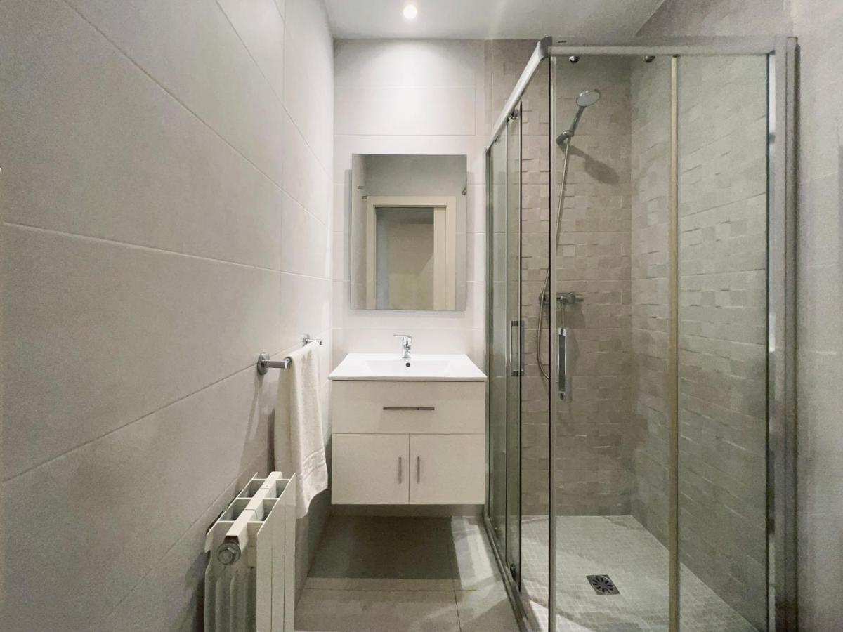 Stay U-Nique Apartments Sants Barselona Dış mekan fotoğraf